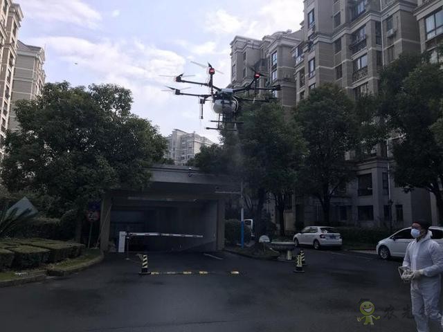 無人機(jī)戰(zhàn)&ldquo;疫&rdquo;：莊稼衛(wèi)士變身防疫消殺能手