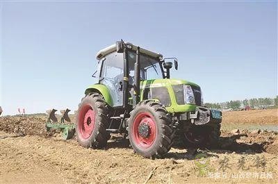 壽陽縣有機(jī)旱作農(nóng)業(yè)春季作業(yè)現(xiàn)場