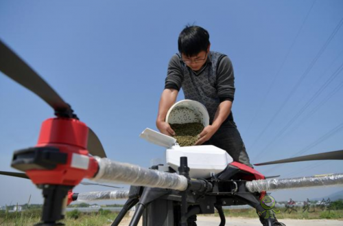播種施藥一體化&mdash;&mdash;農(nóng)業(yè)無人機