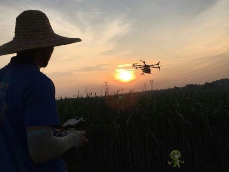 植保無人機用上RTK技術(shù)的主要優(yōu)勢體現(xiàn)在哪？