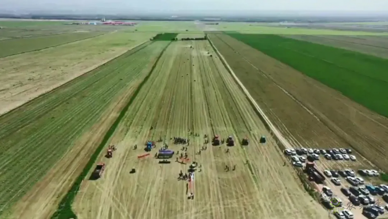 格蘭牧草設(shè)備，助力新疆草業(yè)發(fā)展