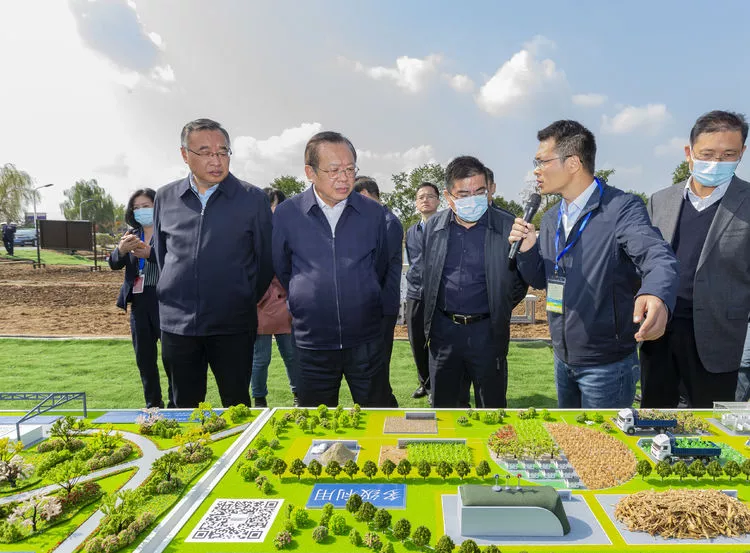 第五屆中國&middot;江蘇蔬菜種業(yè)博覽會(huì)開幕 1511個(gè)品種集體亮相