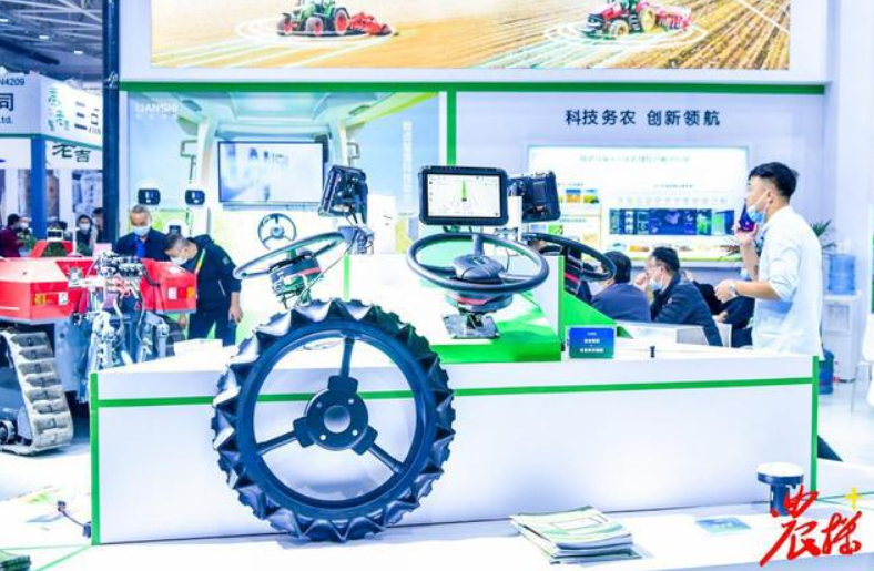 聯(lián)適導(dǎo)航展位及自動(dòng)駕駛系統(tǒng)