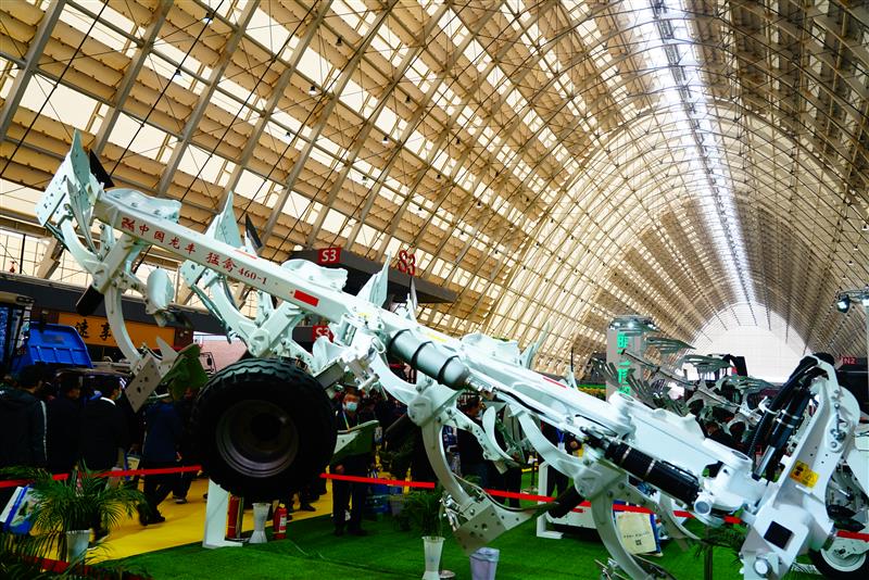 2021中國(guó)國(guó)際農(nóng)機(jī)展在青島盛大開幕 明年將移師天津