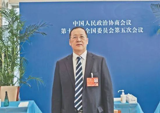 全國(guó)兩會(huì)代表呼吁：建設(shè)國(guó)家級(jí)高端智能農(nóng)機(jī)先導(dǎo)區(qū)