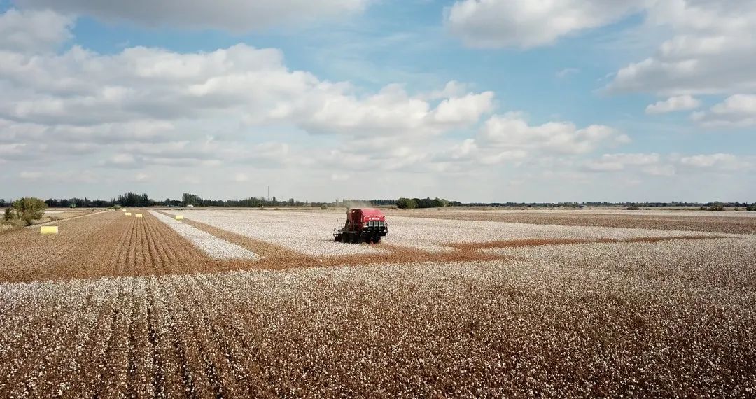 科技改變世界！智能農(nóng)機助力中國！